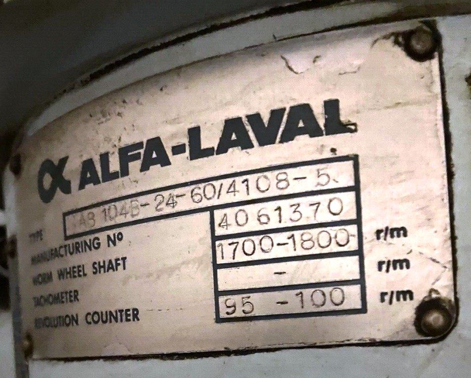Alfa-Laval MAB 104B-24-60 oil purifier skid.