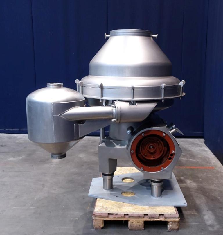 Alfa-Laval MRPX 417 SGV-34C clarifier base and motor only.