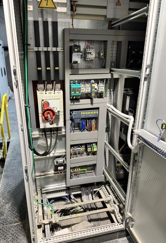 (3) Andritz CENSOR ACZ 9-3 plastic recycling decanter centrifuges, 316L SS.