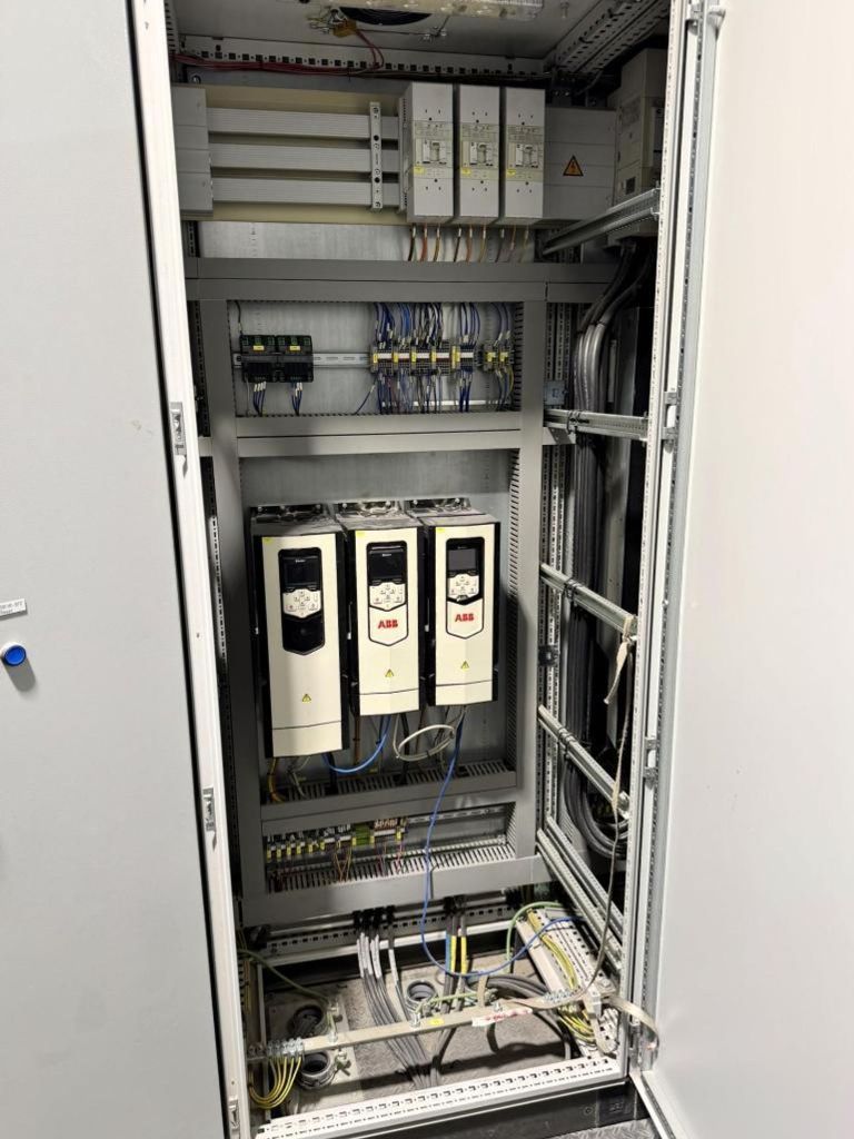 (3) Andritz CENSOR ACZ 9-3 plastic recycling decanter centrifuges, 316L SS.