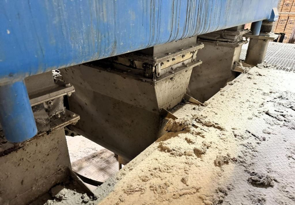 (3) Andritz CENSOR ACZ 9-3 plastic recycling decanter centrifuges, 316L SS.