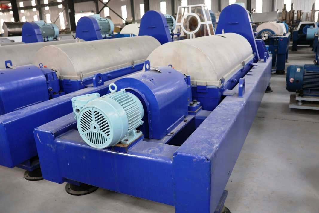 Tomoe P-V55398D decanter centrifuge, 304SS.