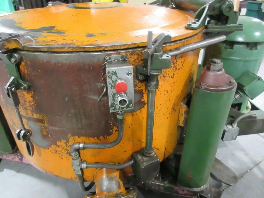 Tolhurst 48" chip wringer/oil extractor.