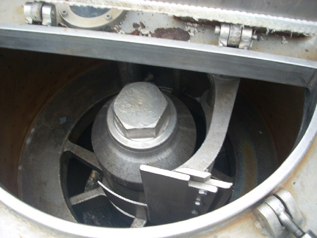 Western States 40 x 24 Quadramatic perforate basket centrifuge, 316SS.