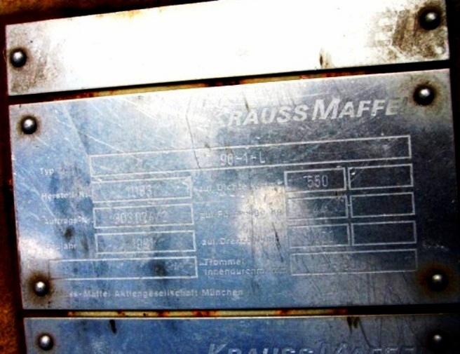 (3) Krauss-Maffei SZ 90-1-L pusher centrifuges, 316SS.
