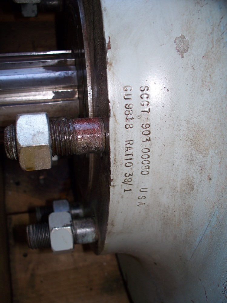Bird SA-56 39:1 gearbox, male spline.                      