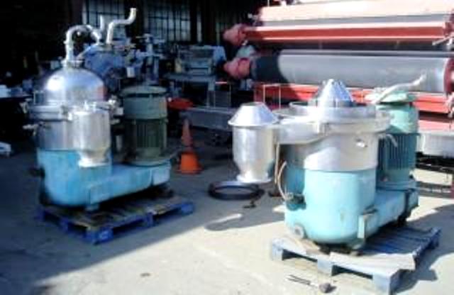 (2) Westfalia SAMR 15037 clarifier centrifuges, 316SS.          