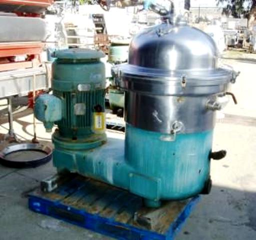 (2) Westfalia SAMR 15037 clarifier centrifuges, 316SS.