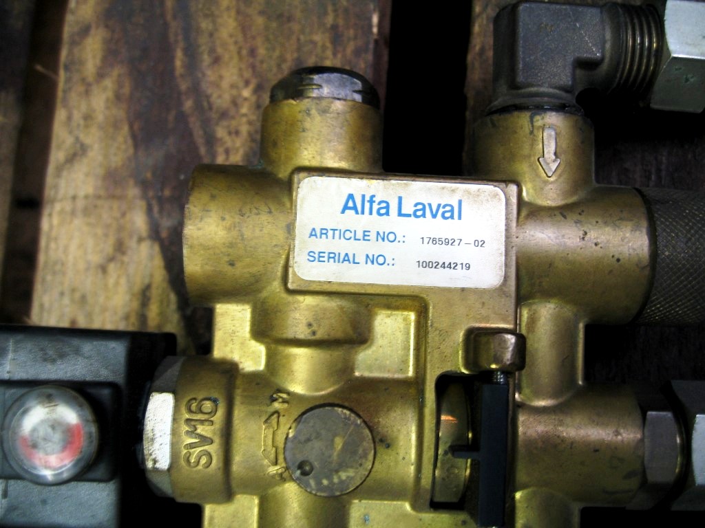 Alfa-Laval S-815 ALCAP fuel/lube oil clarifier, 316SS.