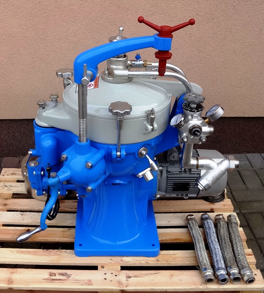 Alfa-Laval MAB 205S-29-60 oil purifier, SS.                