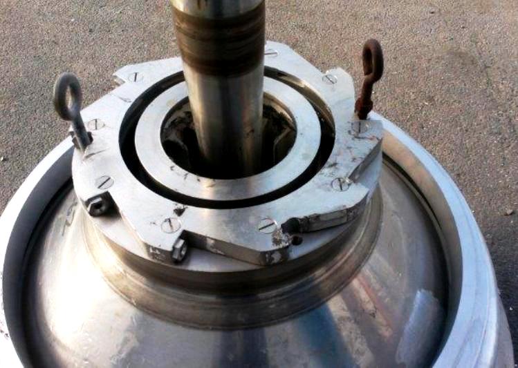 Dorr-Oliver BH-30 Merco nozzle centrifuge, Ferralium 225.